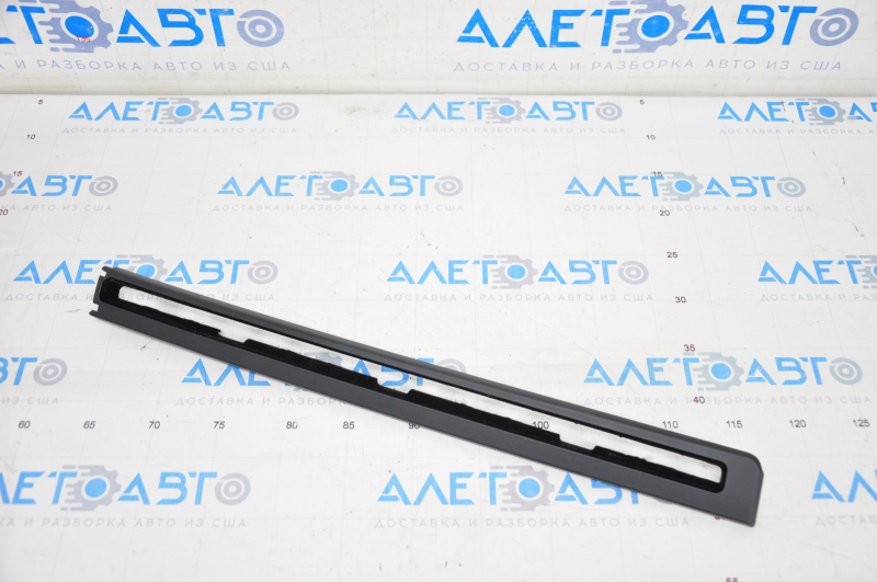 Door curtain trim rear right Porsche Panamera 10-16 large, broken fastener