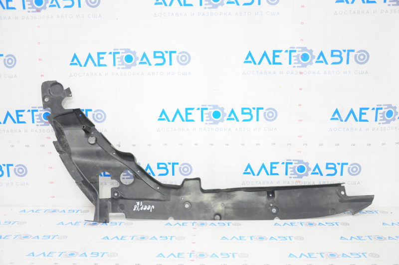 Wing seal hood-wing right Jeep Grand Cherokee WK2 16-21