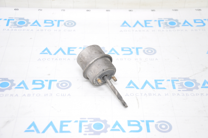 Vacuum actuator of the muffler flap right Porsche Panamera 10-16 3.0, 4.8