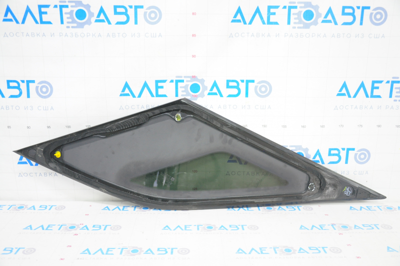 Window blind glass rear left Chevrolet Equinox 18-22 tinted, broken guides