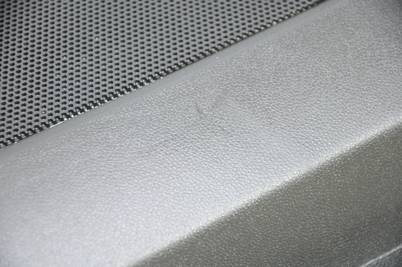 Door trim card rear right Chevrolet Equinox 18-21 black, armrest black leather, black insert, scratches
