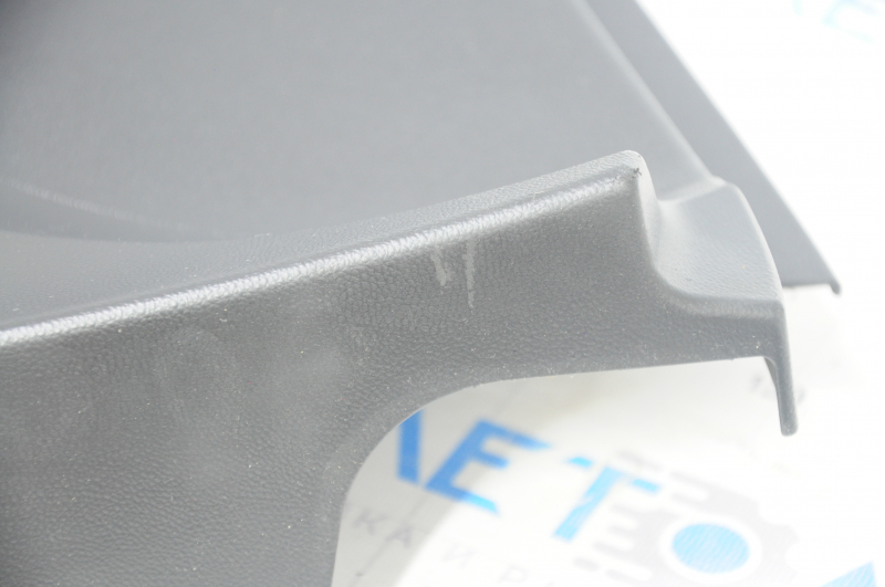 Door trim card front right Chevrolet Equinox 18-21 black, armrest leather, scratches