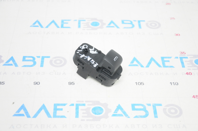 Rear left window lift control Chevrolet Equinox 18- scratches