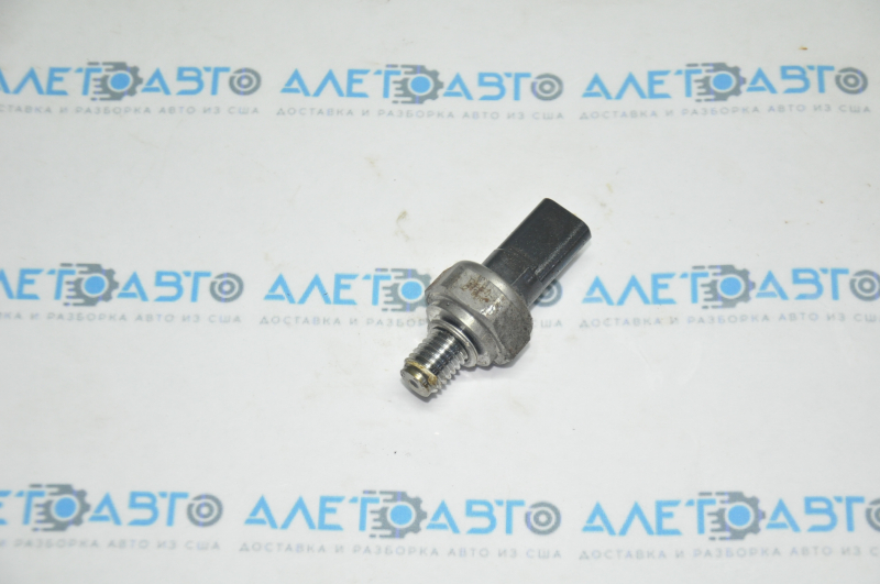 Chevrolet Equinox 18-22 LYX Oil Pressure Sensor Narrow Chip