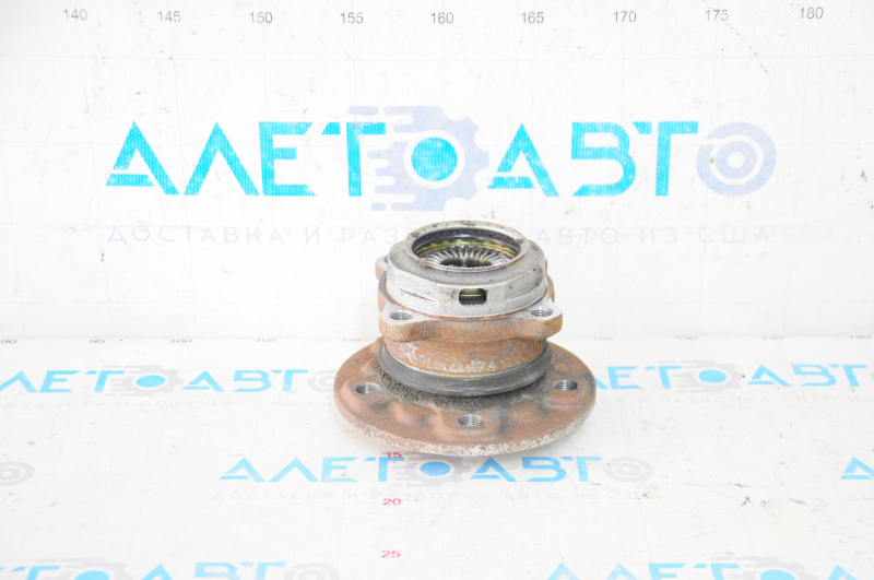 Rear left hub BMW X1 F48 16-22 AWD