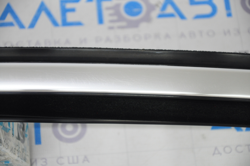 Upper door molding front right BMW X1 F48 16-22 chrome with glass seal, scratches