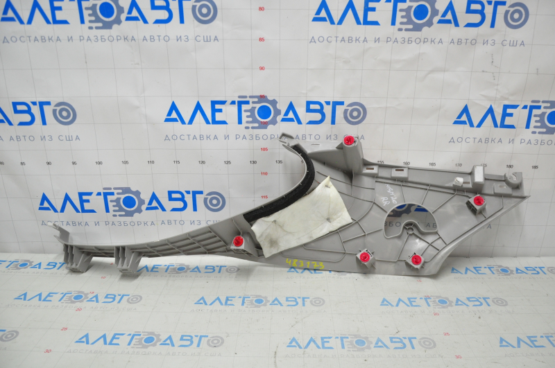 Rear pillar trim right rear Toyota Highlander 20 - gray, scratches, plastic turned white