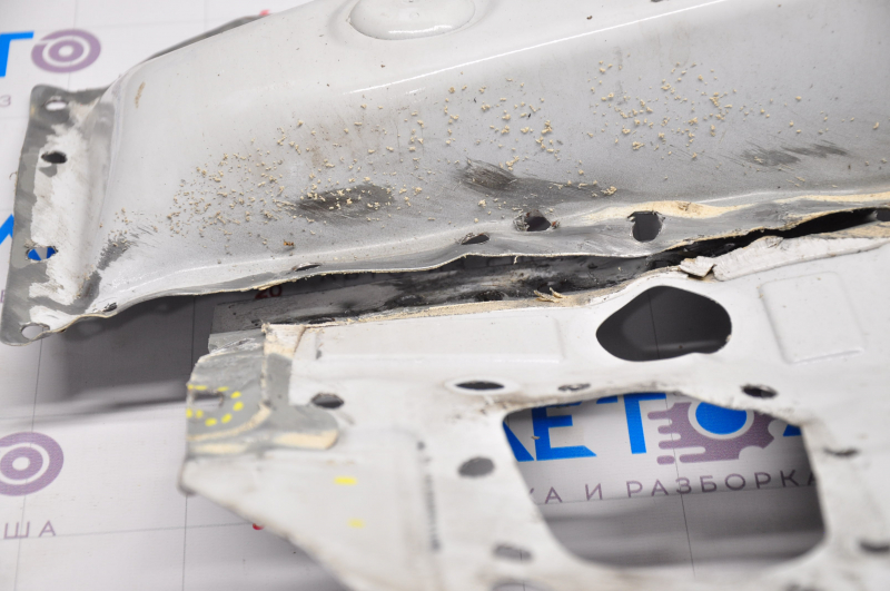 Rear panel VW Tiguan 09-17 2 parts, white, dented, tears