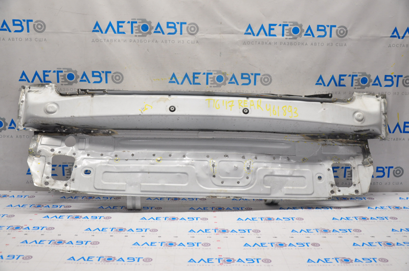Rear panel VW Tiguan 09-17 2 parts, white, dented, tears