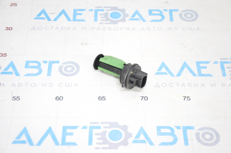 Toyota Camry v50 12-14 usa washer fluid level sensor