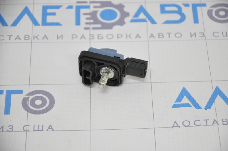 Airbag sensor center pillar right Lexus UX200 UX250h 19-