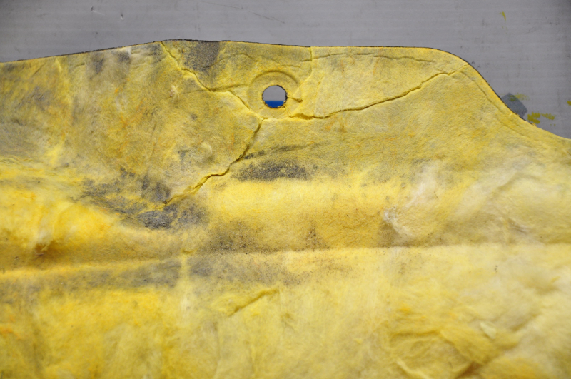 Hood insulation Honda HR-V 16-22 creases, tears