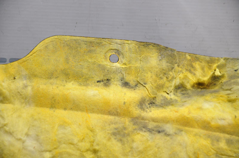 Hood insulation Honda HR-V 16-22 creases, tears