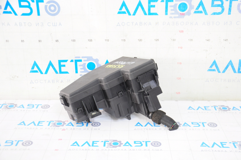 Honda Insight 19-22 underhood fuse box large, broken mount