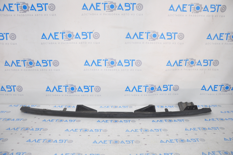 Rear bumper lip trim lower Toyota Highlander 14-19 structure, scratches, pressed, crack in fastening