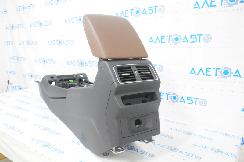 Central console armrest and cup holders Audi Q5 80A 18-24 black, brown armrest, scratches