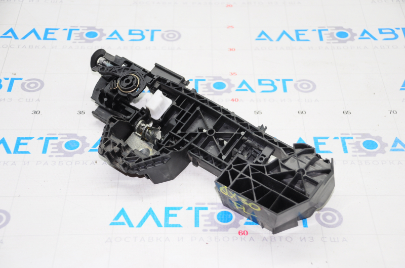 Front left door handle mechanism Infiniti QX30 17-19