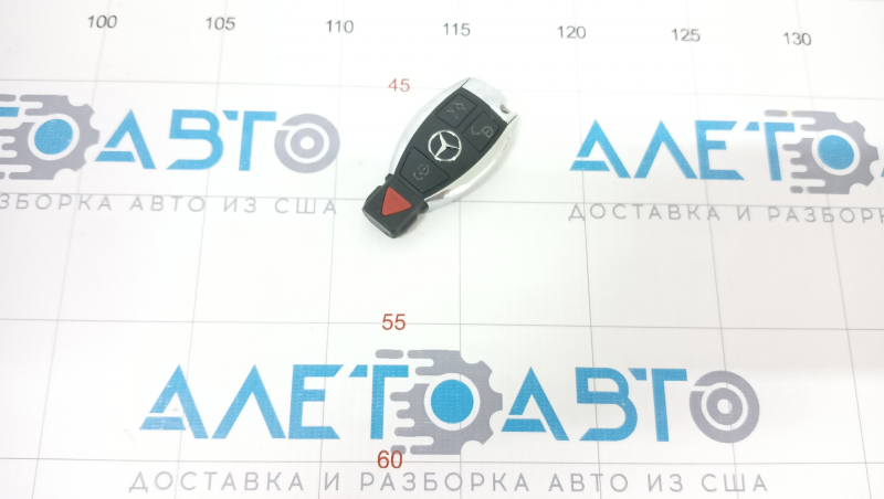Mercedes GLA 14-20 key 4 buttons, scratches, sand