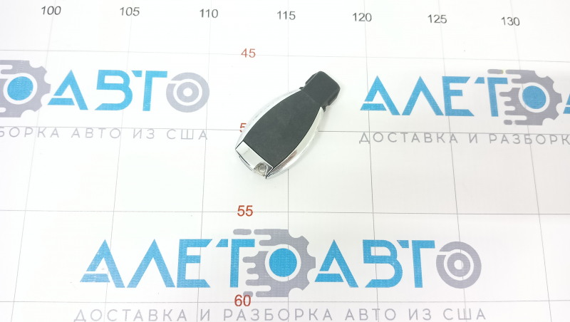 Mercedes GLA 14-20 key 4 buttons, scratches, sand