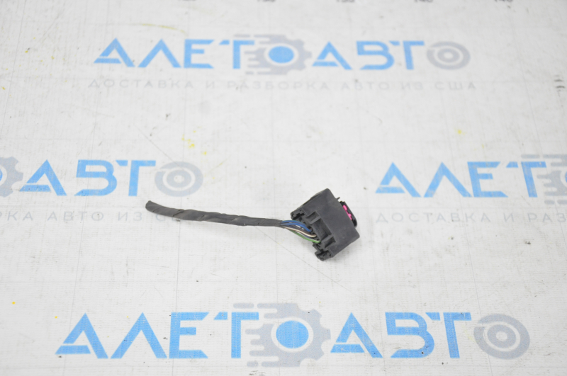Chip for wiring the front bumper BMW 3 F30 12-18 for parking sensors