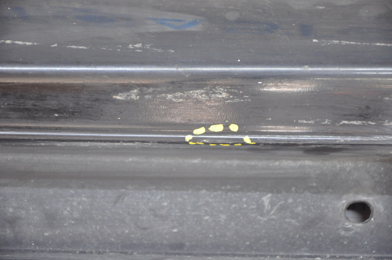 Right threshold Lexus ES300h ES350 13-18 black 212, scratches, dents, broken fasteners