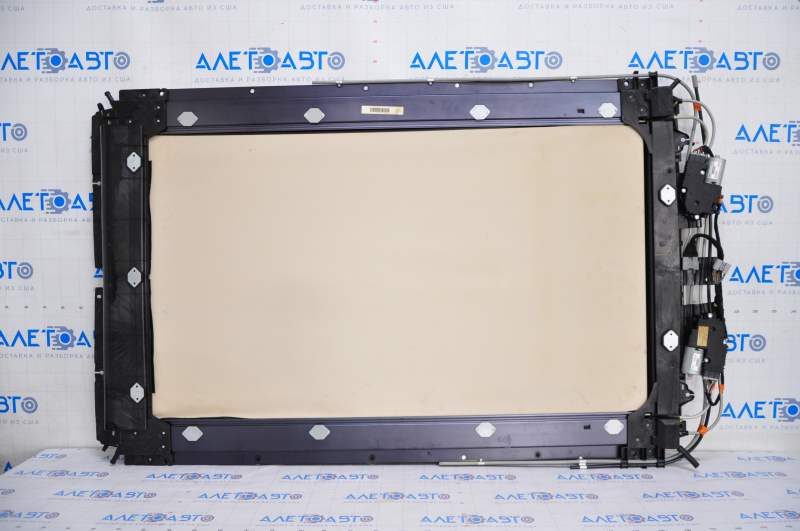 Sunroof assembly Lincoln MKC 15 - panorama, beige curtain, scratch, dried out seal, for dry cleaning