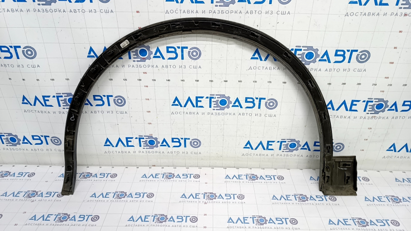 Front right wing arch trim Audi Q5 80A 18-20 scratches, dents