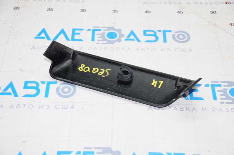 Longitudinal roof rail cover left central Toyota Sequoia 08-16 black