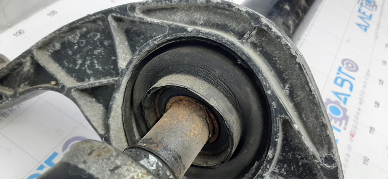 Driveshaft driveshaft VW Tiguan 09-17 boot torn, damper torn