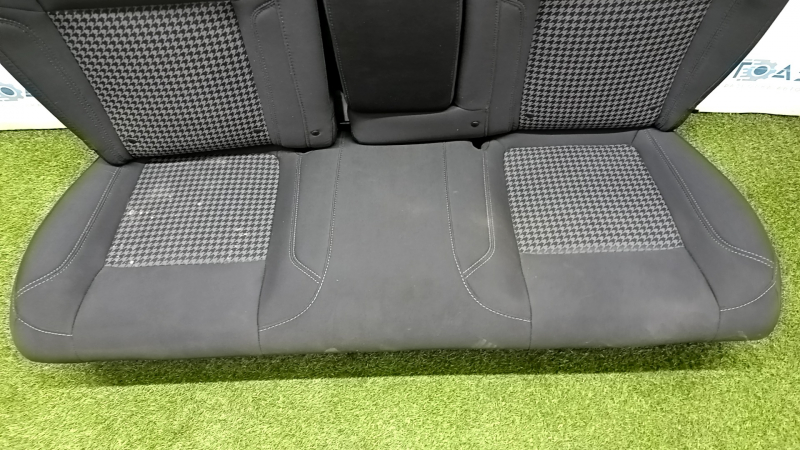 Back row of seats 2nd row Dodge Challenger 09- black cloth, chemically treated, faded fabric