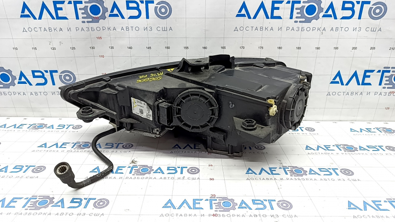 Front right headlight complete Audi A3 8V 15-16 xenon hid, with lower mount, sand, crack under glass