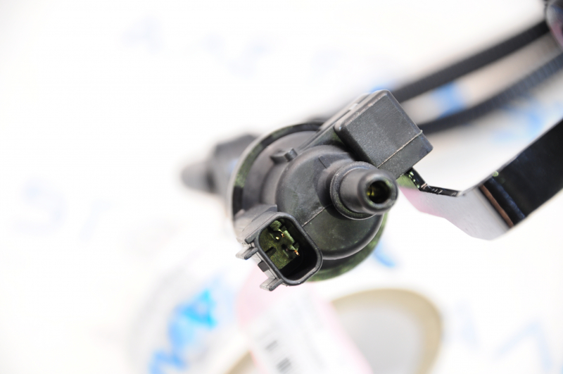 Ford Edge 15-18 2.0T Fuel Vapor Purge Valve with Tubes
