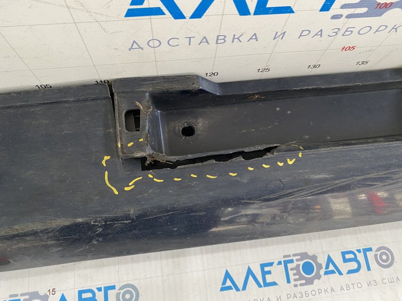 Right threshold Lexus ES300h ES350 13-18 blue 8V3, broken fastener, tears, scratches