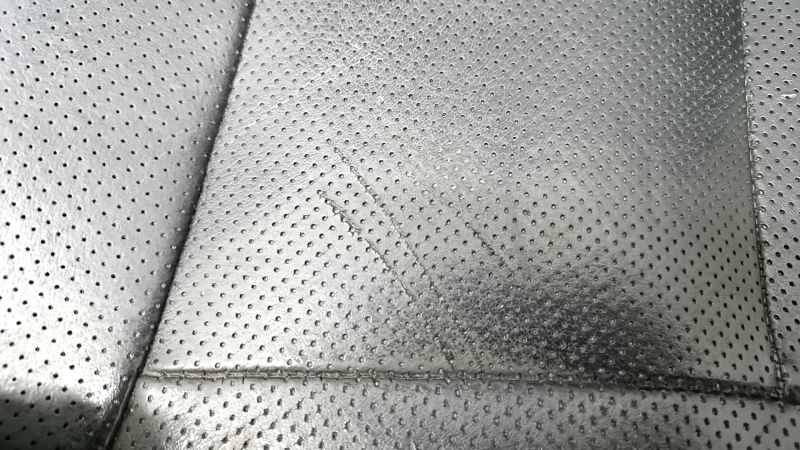 Driver's seat Nissan Rogue 14-20 with airbag, electric, heated, leather black, for dry cleaning, cracked, scratches on plastic, missing handle