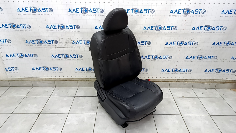 Passenger seat Nissan Rogue 14-20 with airbag, manual, leather black, heated