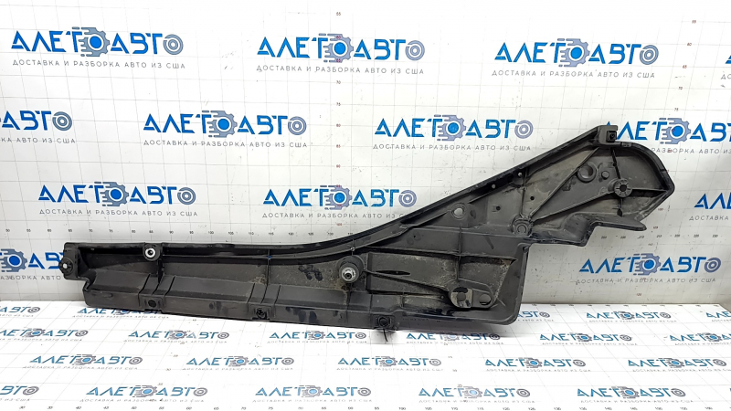 Front right underbody protection Toyota Venza 21 - dented, scuffed, tears