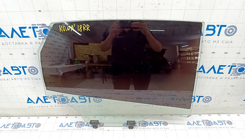 Glass of the rear right door Hyundai Kona 18-23 without tinting