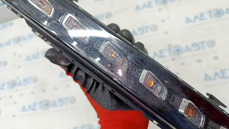 Front right turn signal Audi Q7 4L 10-15 sand, chip on glass
