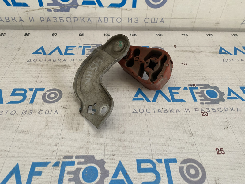 Exhaust manifold bracket rear right BMW X5 F15 14-18
