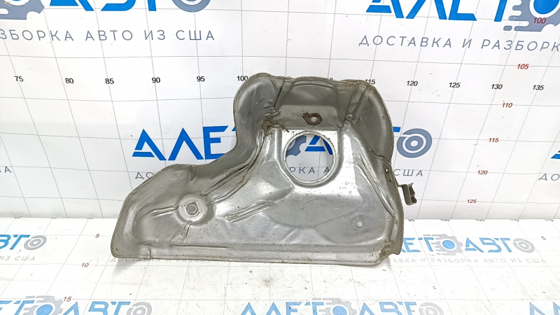 Rear manifold guard for Nissan Murano z51 09-14