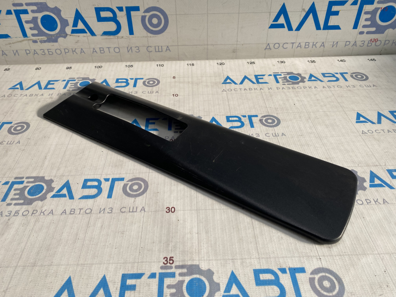 Seat runner trim 2nd row right BMW X5 F15 14-18 scratches, broken mount