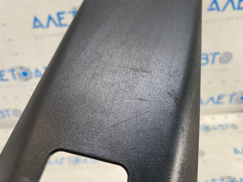 Seat runner trim 2nd row right BMW X5 F15 14-18 scratches, broken mount