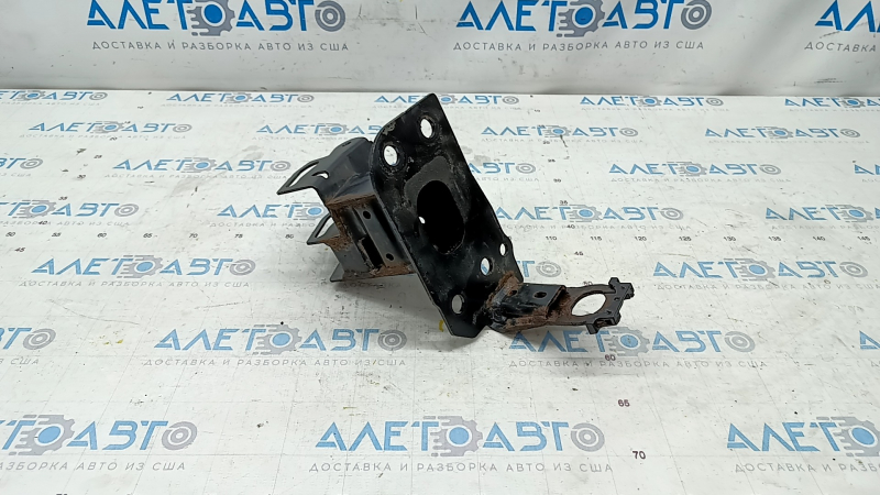 Front bumper reinforcement fang right Audi Q7 4L 10-15 rust