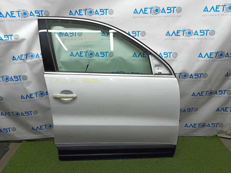 Door assembly front right VW Tiguan 09-17 keyless, white LC9A, butt