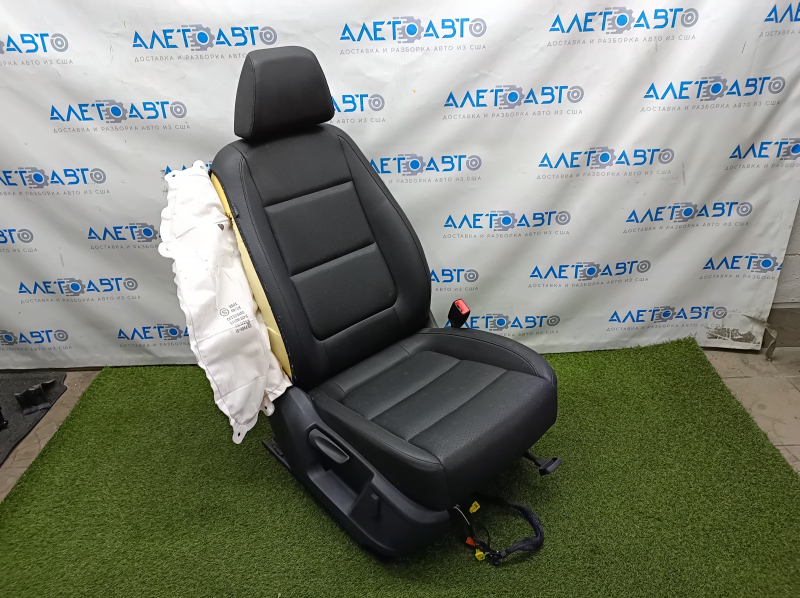 Passenger seat VW Tiguan 09-17 without airbag, black leather, mechanical + electric, shot, for dry cleaning, driftwood, torn wires