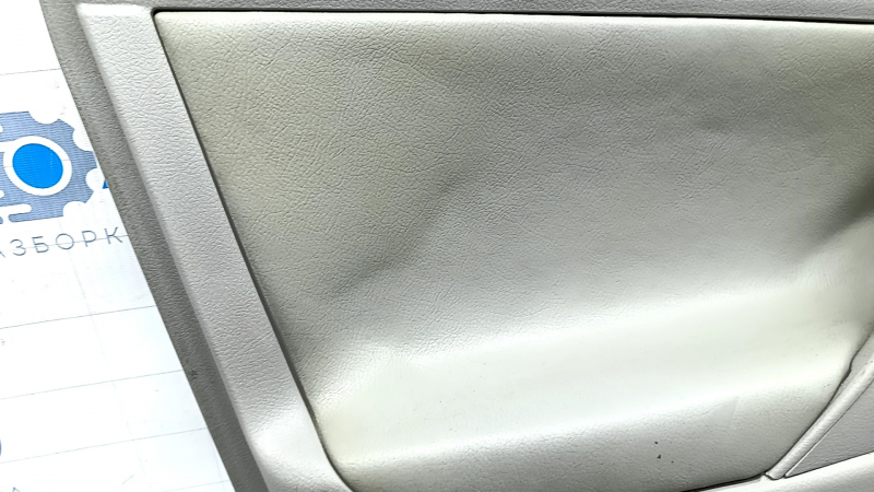 Door trim card front left Toyota Camry v40 leather gray, plastic turned white, leather defect