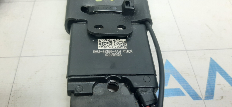 Ford Fusion mk5 17-20 passenger seat belt latch black with sensor, torn, minor scratches