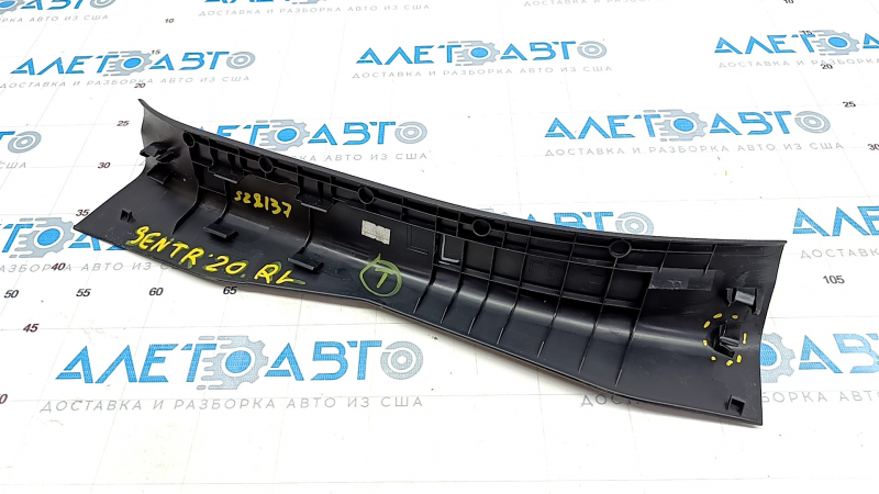 Door sill trim rear left Nissan Sentra 20 - black, scratch, broken fastening