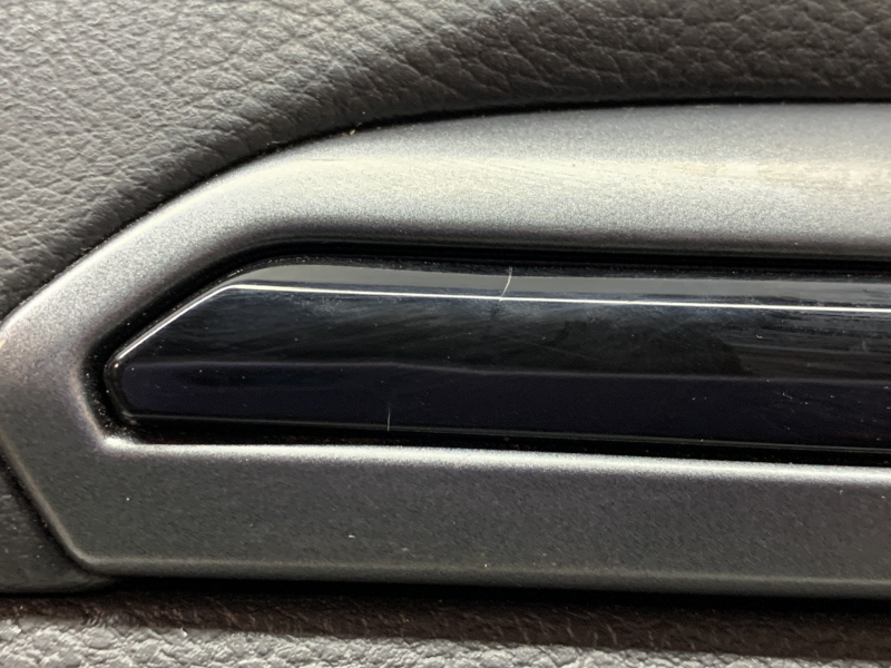 Door trim card front left Ford Fusion mk5 13-16 black with black insert cloth, armrest leather, molding gray gloss, red stitching, scratches, burnt leather