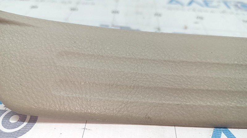 Door sill outer front right Lexus RX300 RX330 RX350 RX400h 04-09 beige, scratches